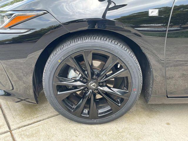 used 2022 Lexus ES 300h car, priced at $41,985