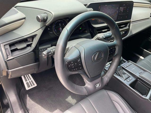 used 2022 Lexus ES 300h car, priced at $41,985