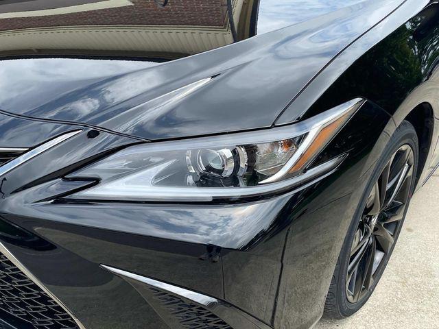 used 2022 Lexus ES 300h car, priced at $41,985
