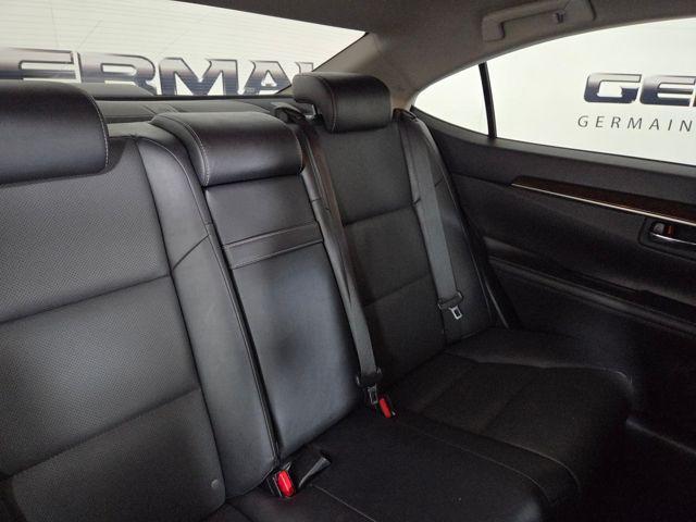 used 2015 Lexus ES 350 car, priced at $17,285