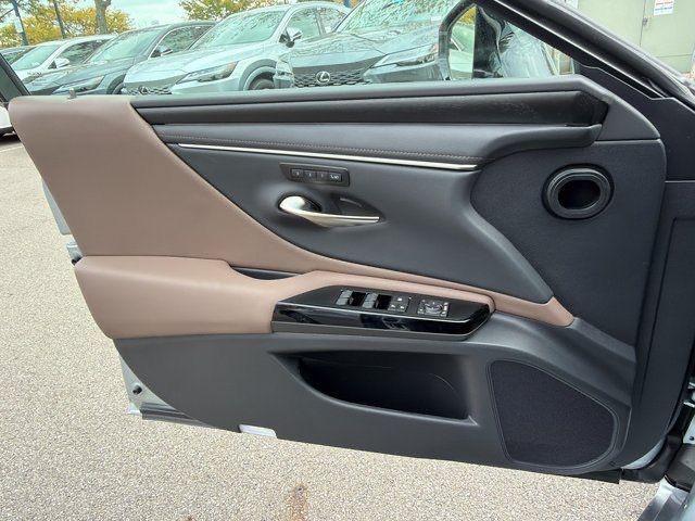 new 2025 Lexus ES 350 car, priced at $49,060