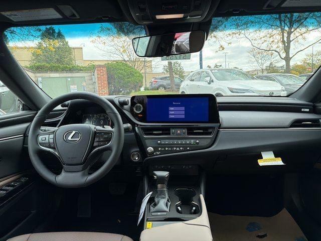 new 2025 Lexus ES 350 car, priced at $49,060