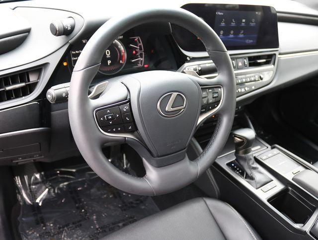 used 2022 Lexus ES 350 car, priced at $38,816