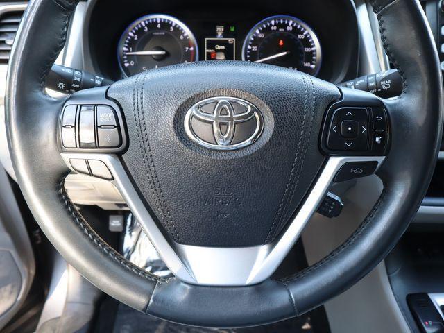 used 2016 Toyota Highlander car, priced at $19,698