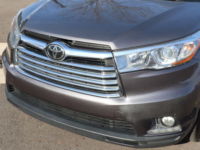 used 2016 Toyota Highlander car, priced at $19,698