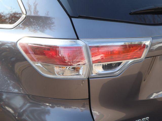 used 2016 Toyota Highlander car, priced at $19,698