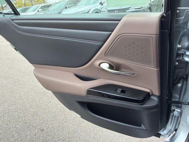 new 2025 Lexus ES 350 car, priced at $48,847