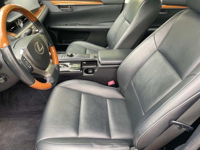 used 2013 Lexus ES 300h car, priced at $15,394