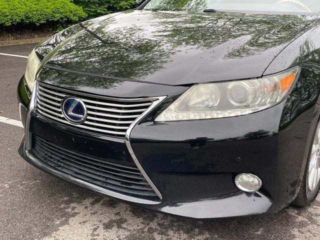 used 2013 Lexus ES 300h car, priced at $15,394