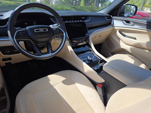 used 2023 Jeep Grand Cherokee car, priced at $35,063