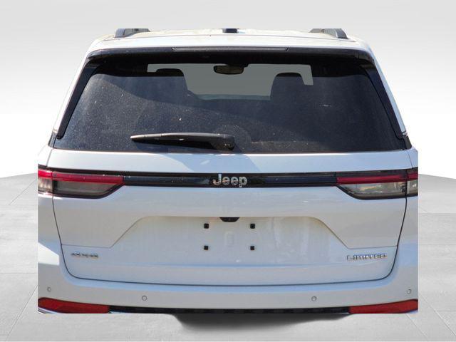 used 2023 Jeep Grand Cherokee car, priced at $35,063