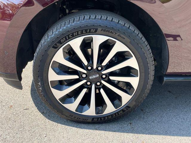 used 2024 Lincoln Navigator car, priced at $79,985