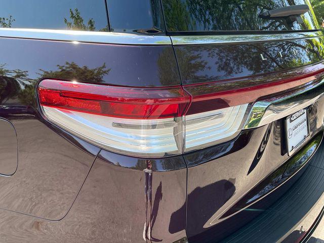 used 2024 Lincoln Navigator car, priced at $79,985
