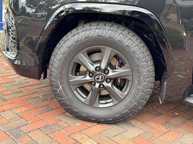 new 2025 Lexus LX 700h car, priced at $118,652