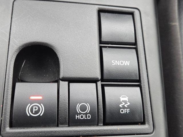 used 2023 Toyota Highlander car, priced at $33,989