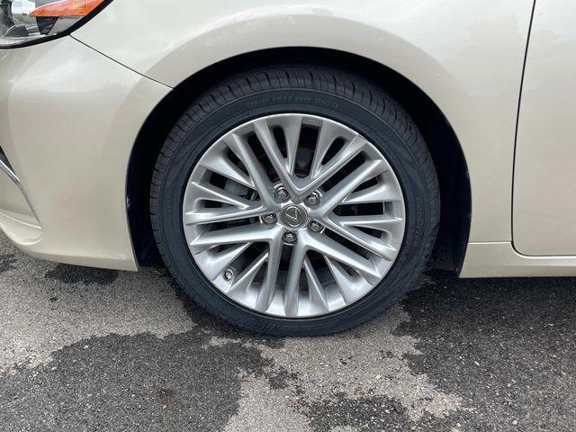 used 2016 Lexus ES 350 car, priced at $20,771