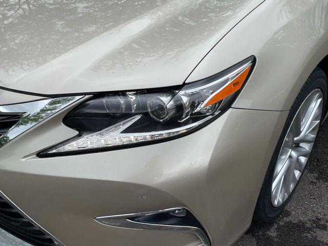used 2016 Lexus ES 350 car, priced at $20,771