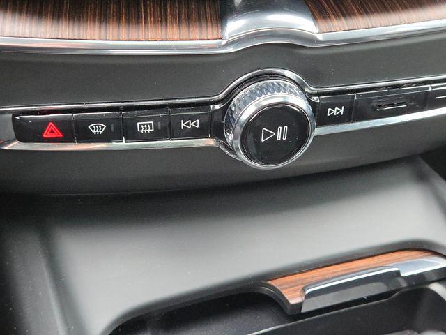 used 2021 Volvo XC60 car, priced at $26,466