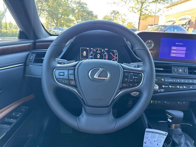 new 2025 Lexus ES 350 car, priced at $49,344
