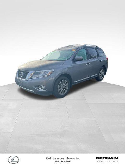 used 2016 Nissan Pathfinder car, priced at $13,746