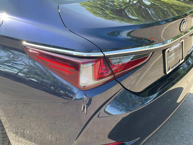 used 2019 Lexus ES 350 car, priced at $33,391