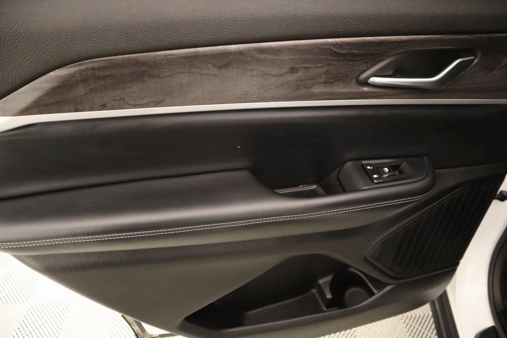 used 2023 Jeep Grand Cherokee L car, priced at $30,340