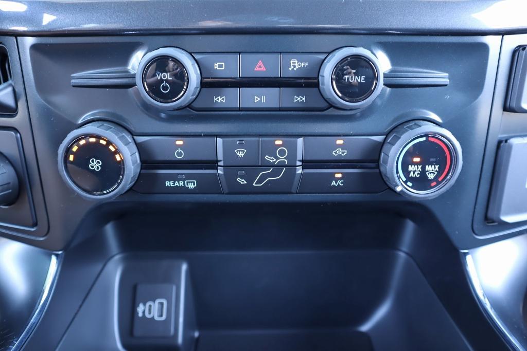 new 2025 Ford F-150 car, priced at $41,529