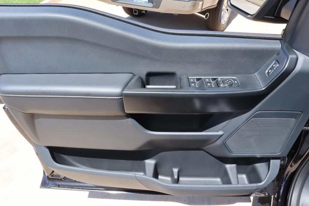 new 2025 Ford F-150 car, priced at $41,529