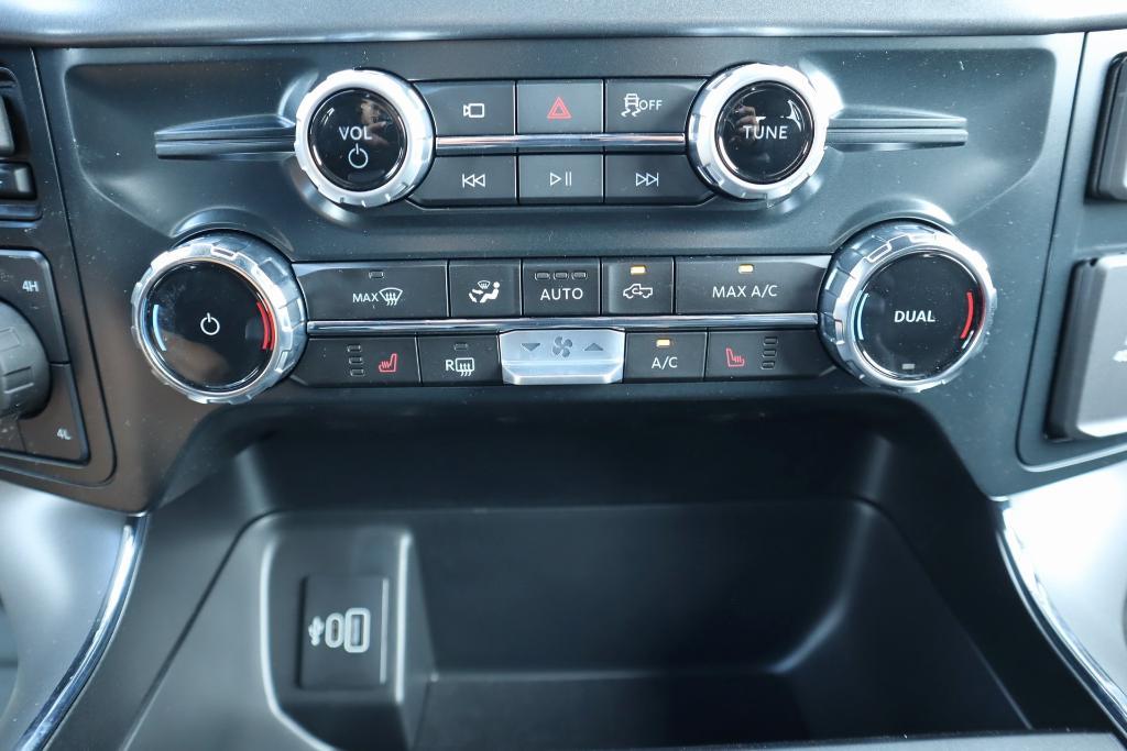 new 2025 Ford F-150 car, priced at $54,670