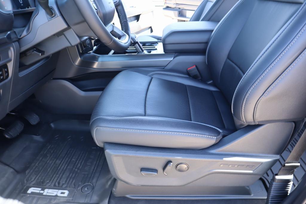 new 2025 Ford F-150 car, priced at $62,077