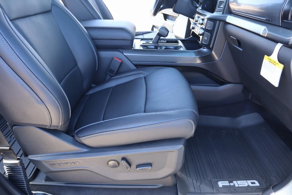 new 2025 Ford F-150 car, priced at $62,077