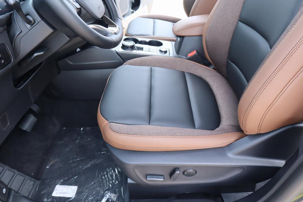 new 2025 Ford Bronco Sport car, priced at $34,673