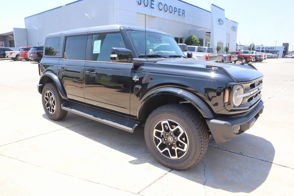 new 2025 Ford Bronco car, priced at $51,728