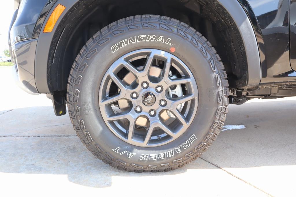 new 2025 Ford Ranger car, priced at $40,376