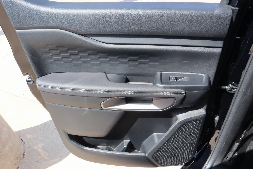 new 2025 Ford Ranger car, priced at $40,376