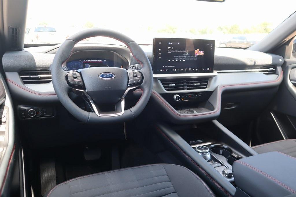 new 2025 Ford Explorer car, priced at $46,982