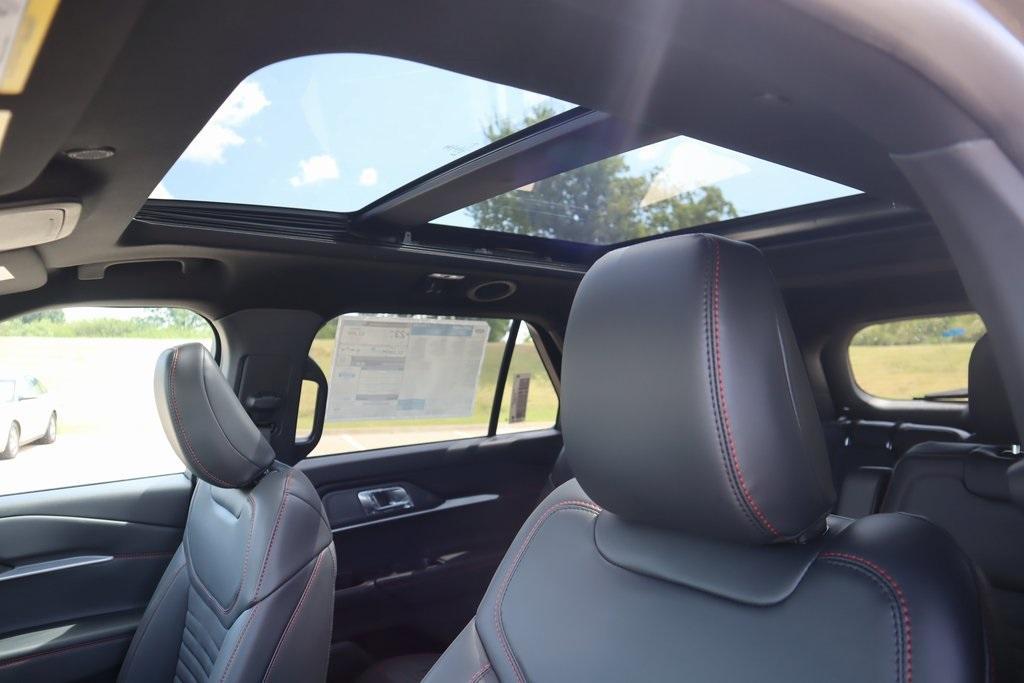 new 2025 Ford Explorer car, priced at $46,982