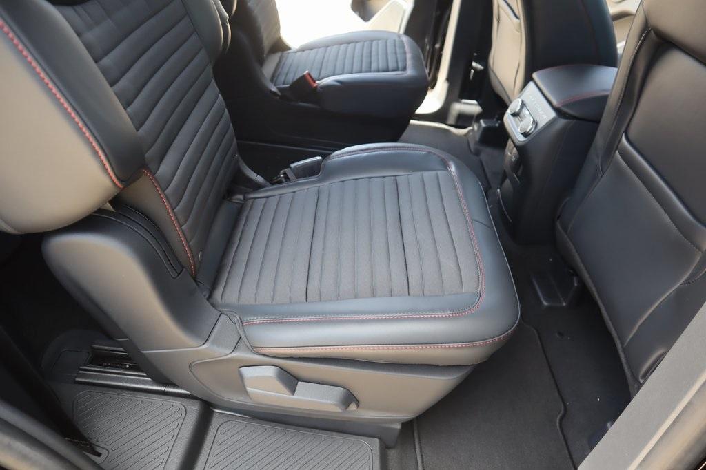 new 2025 Ford Explorer car, priced at $46,982
