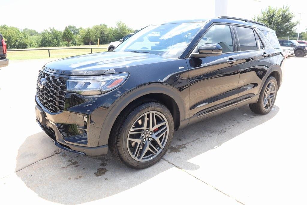 new 2025 Ford Explorer car, priced at $46,982