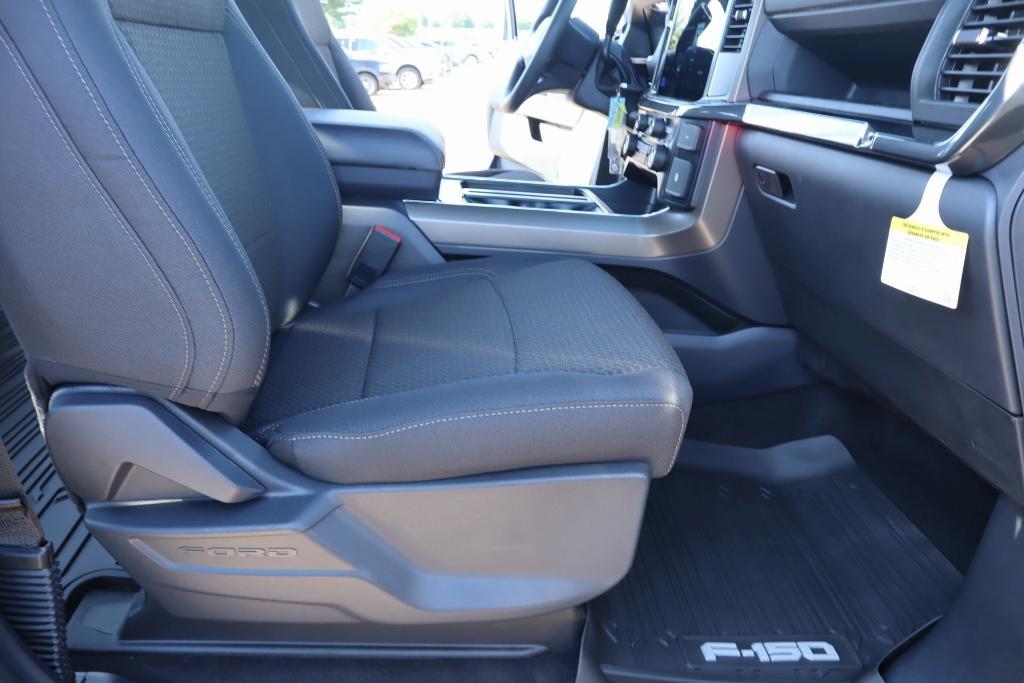 new 2025 Ford F-150 car, priced at $54,052