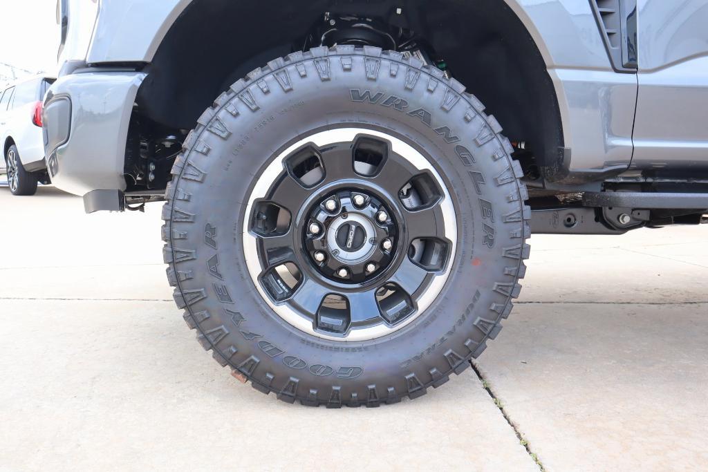 new 2025 Ford F-250 car, priced at $64,885