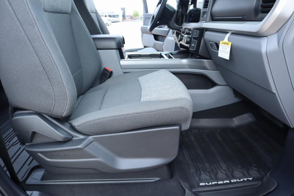 new 2025 Ford F-250 car, priced at $64,885