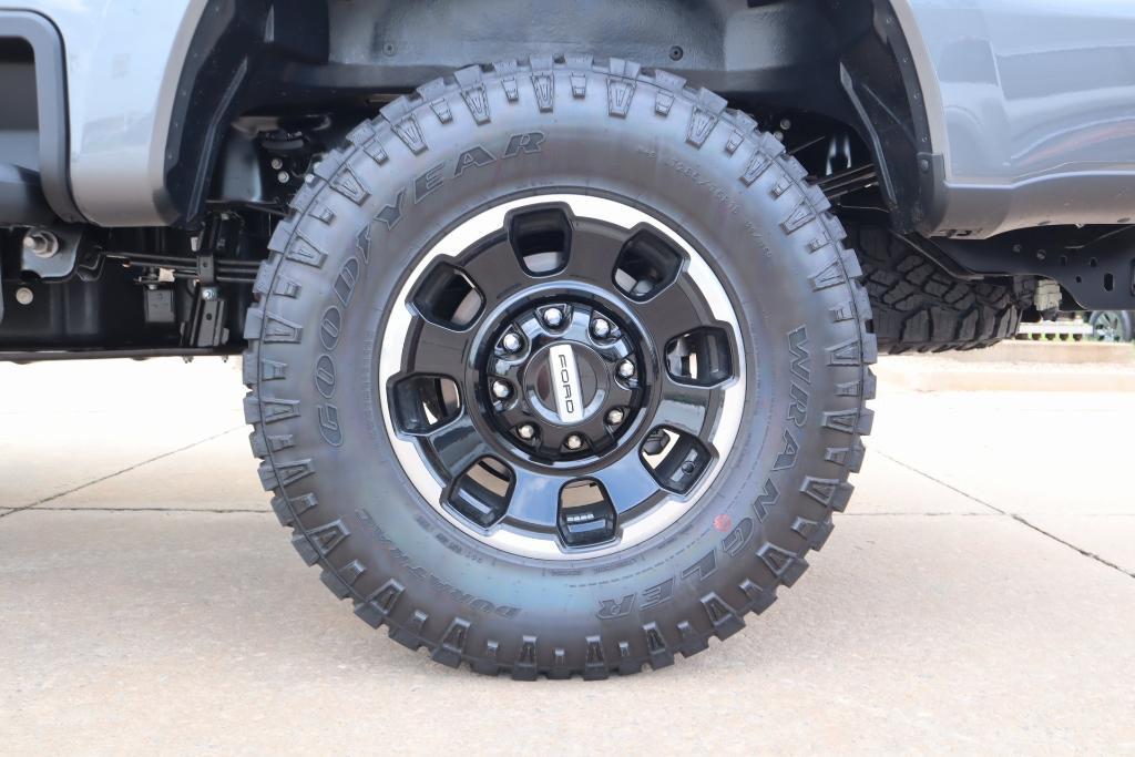 new 2025 Ford F-250 car, priced at $64,885
