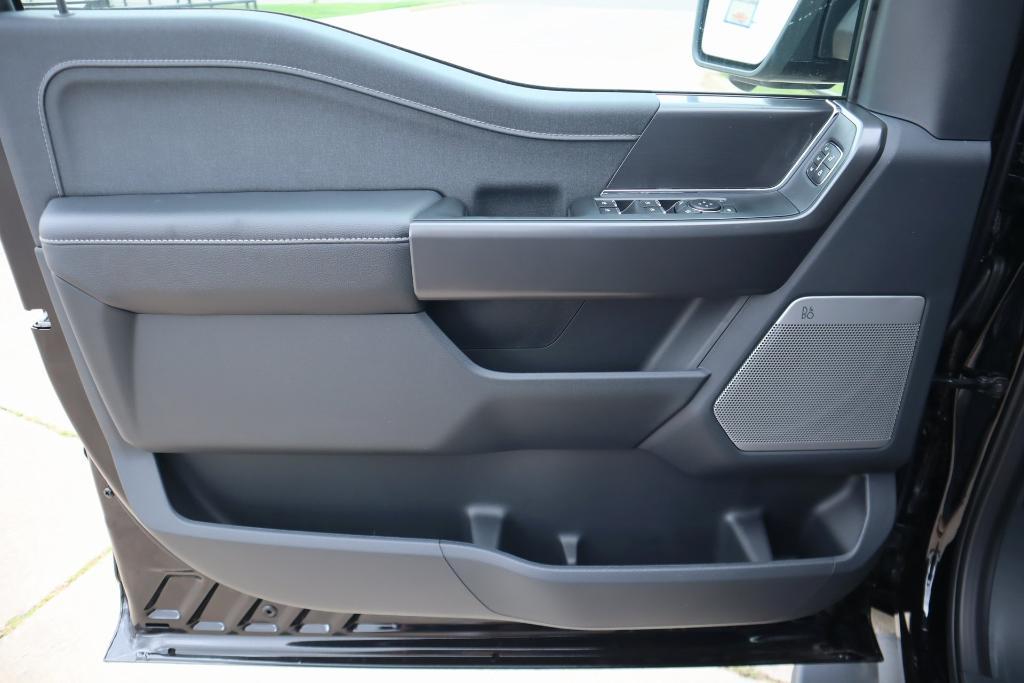 new 2025 Ford F-150 car, priced at $59,279