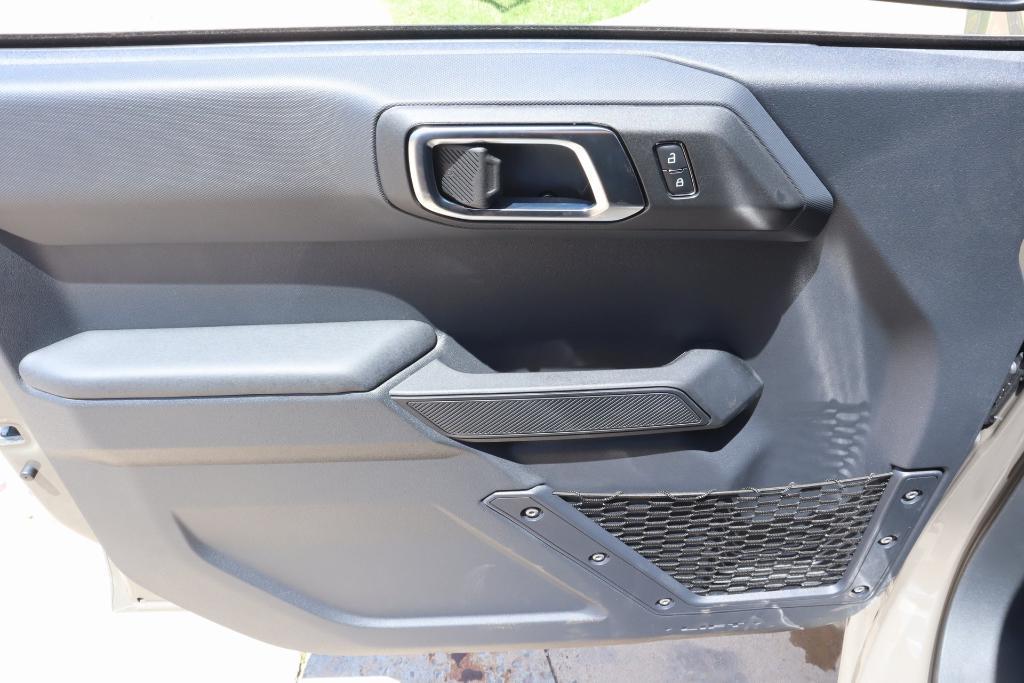 new 2025 Ford Bronco car, priced at $41,171