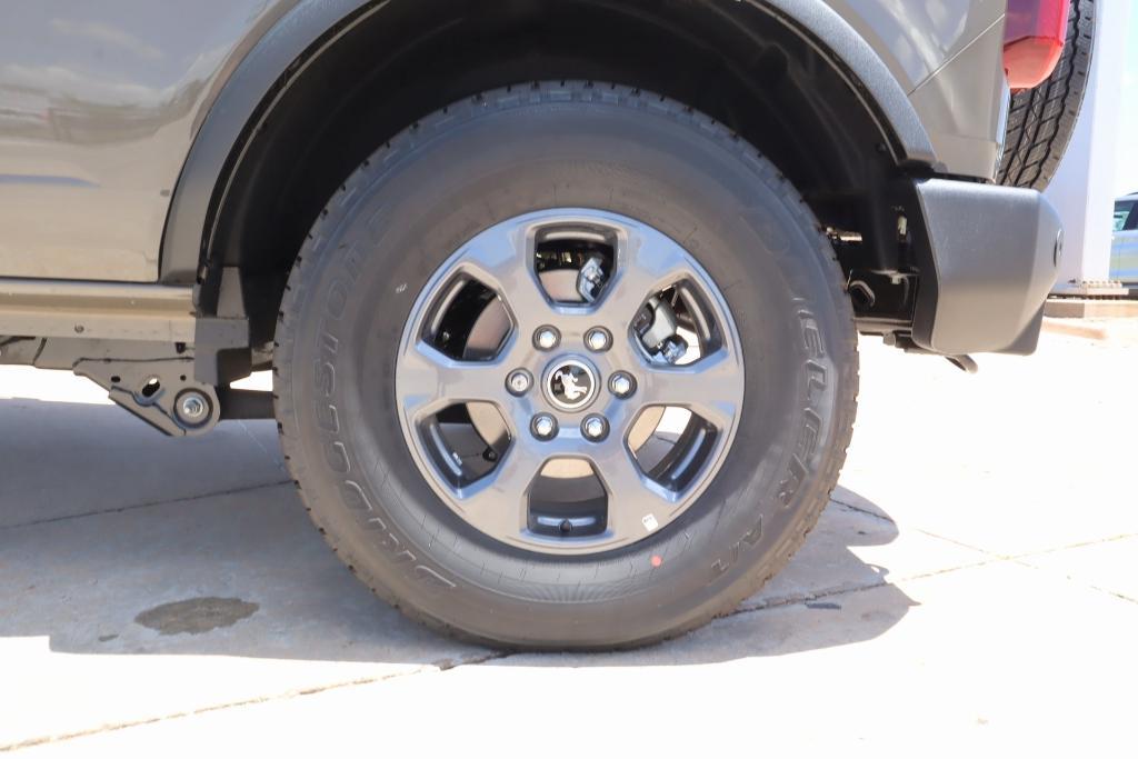 new 2025 Ford Bronco car, priced at $41,171