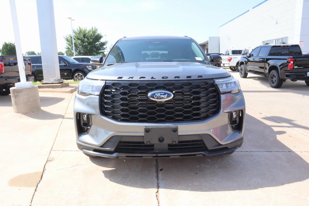 new 2025 Ford Explorer car, priced at $45,090