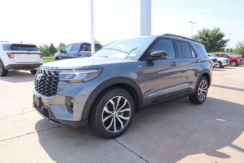 new 2025 Ford Explorer car, priced at $45,090