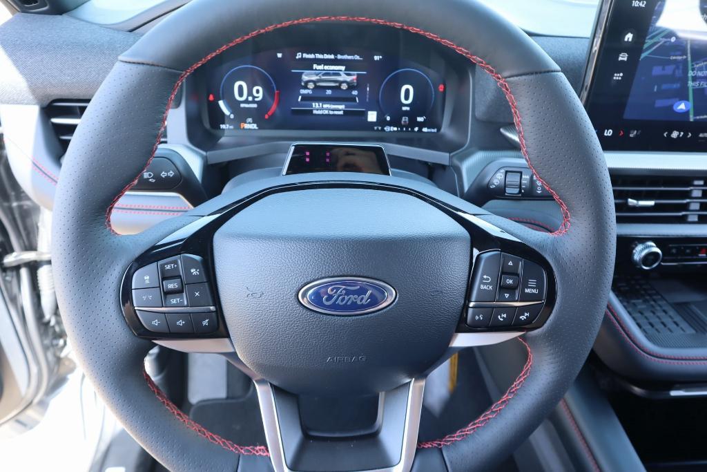 new 2025 Ford Explorer car, priced at $45,090