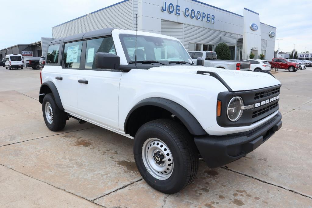 new 2025 Ford Bronco car, priced at $40,353